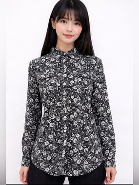 Croft & Barrow Womens Medium Black White Floral Cotton Button Down Shirt